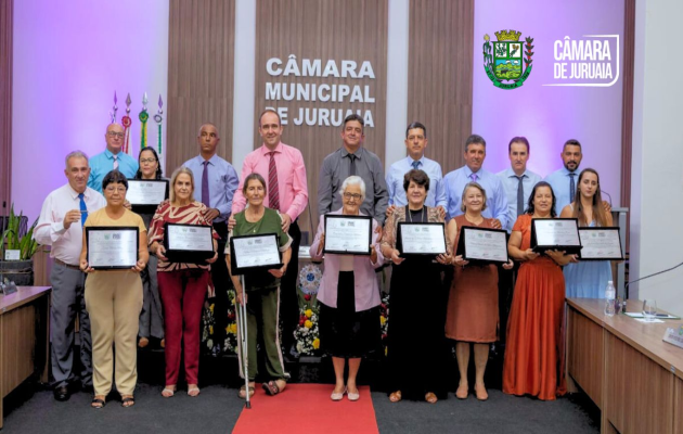 SOLENIDADE EM HOMENAGEM ÀS MULHERES TRABALHADORAS