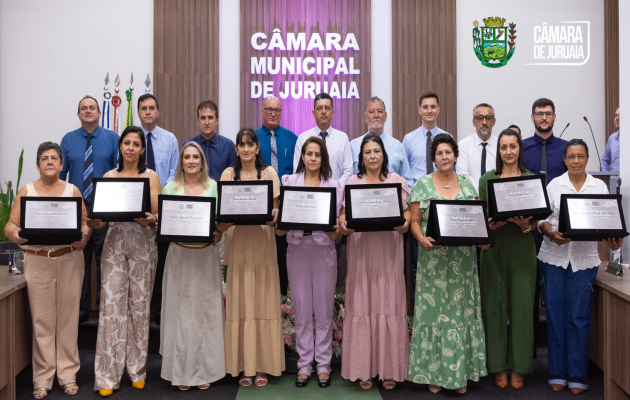 SESSÃO-SOLENE-EM-HOMENAGEM-ÀS-MULHERES-TRABALHADORAS